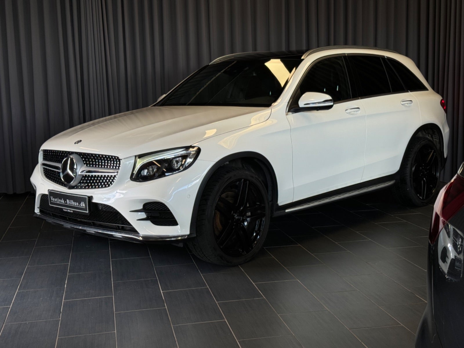 flexleasing-mercedes-glc350-d-30-amg-line-aut-4matic-5d-findleasing