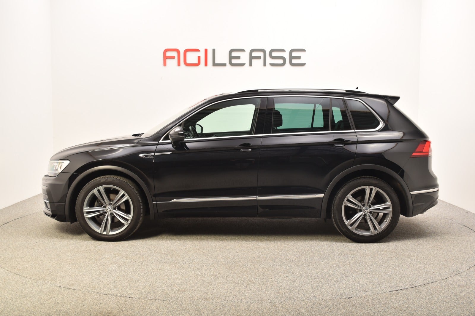 flexleasing-vw-tiguan-20-tdi-150-r-line-dsg-5d-findleasing