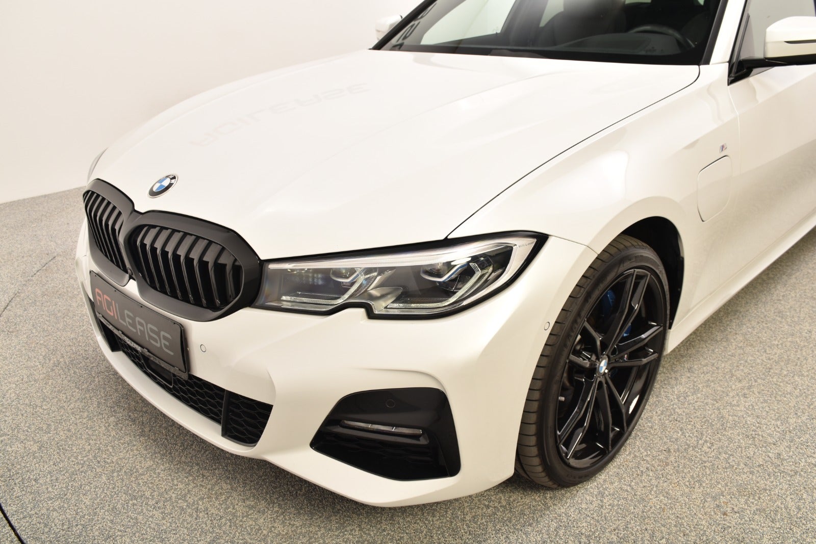 flexleasing-bmw-330e-20-touring-m-sport-xdrive-aut-5d-findleasing