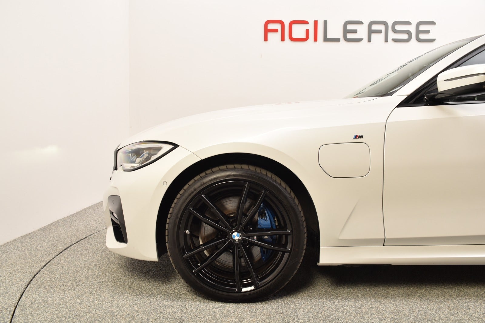 flexleasing-bmw-330e-20-touring-m-sport-xdrive-aut-5d-findleasing