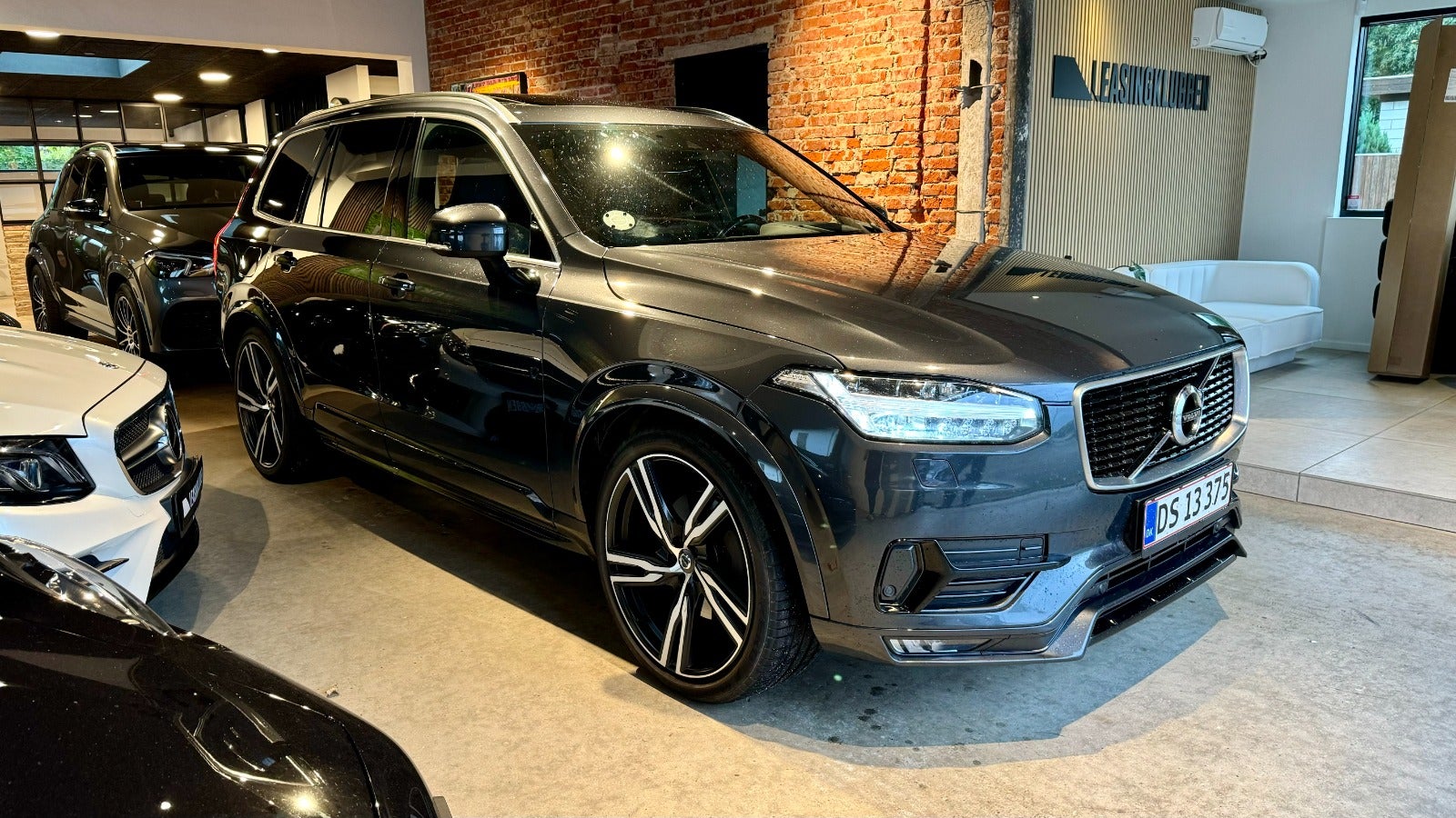 flexleasing-volvo-xc90-20-b5-235-r-design-aut-awd-7prs-5d-findleasing