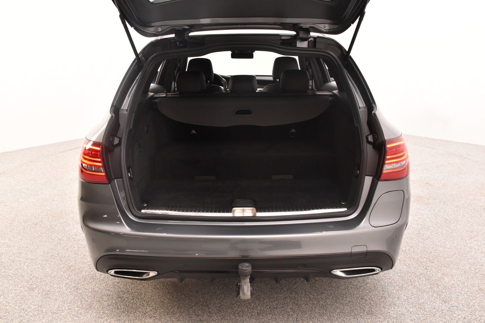 flexleasing-mercedes-c300-de-20-amg-line-night-edition-stc-aut-5d-findleasing