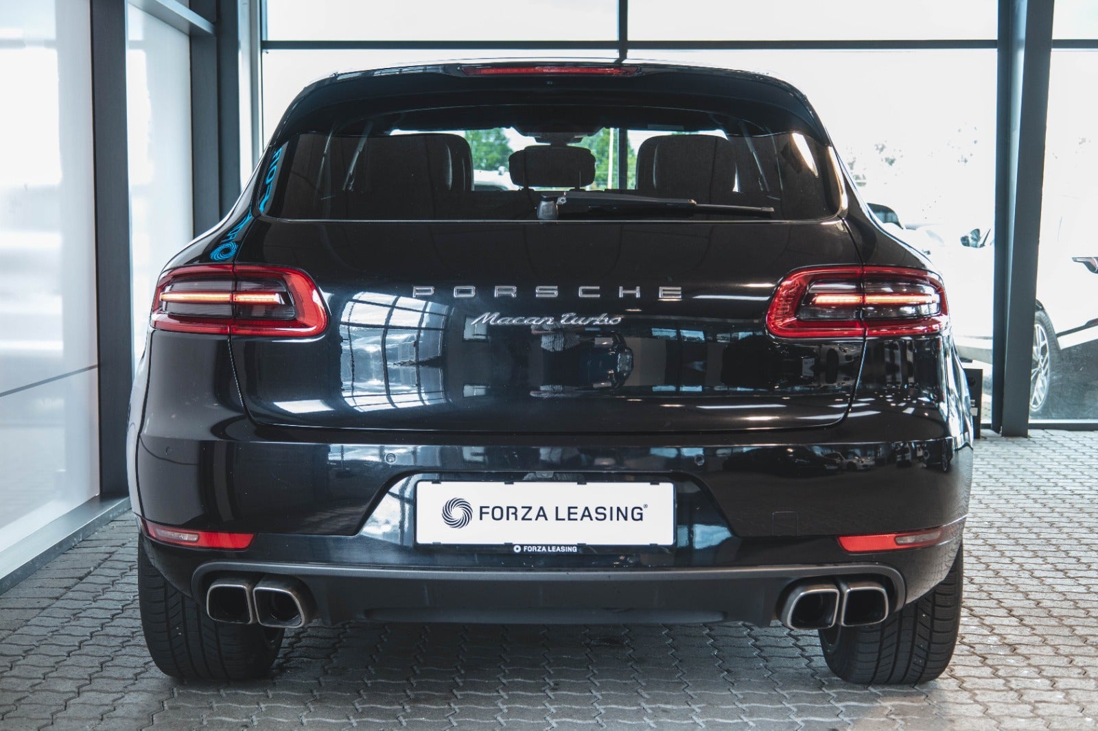 flexleasing-porsche-macan-turbo-36-pdk-5d-findleasing