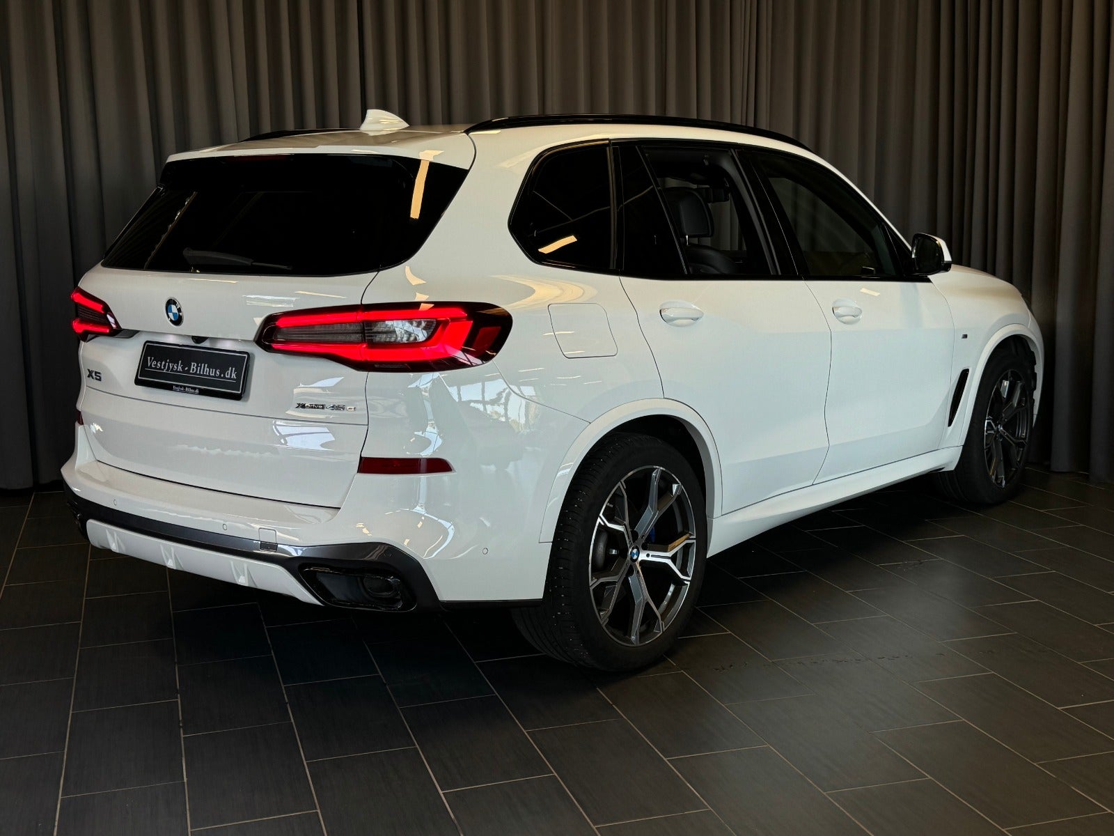 flexleasing-bmw-x5-30-xdrive45e-m-sport-aut-5d-findleasing