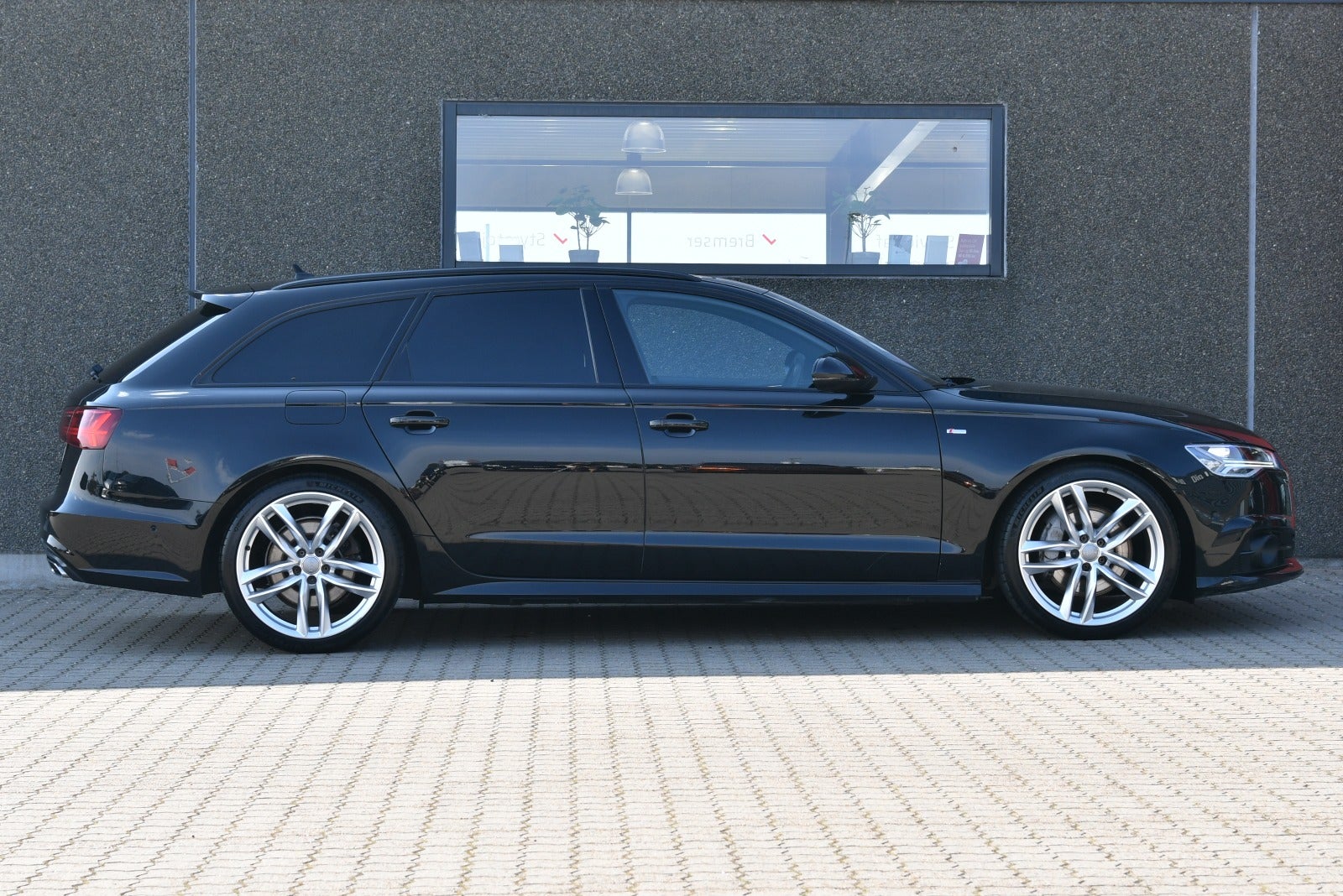 flexleasing-audi-a6-30-tdi-218-s-line-avant-quattro-s-tr-5d-findleasing