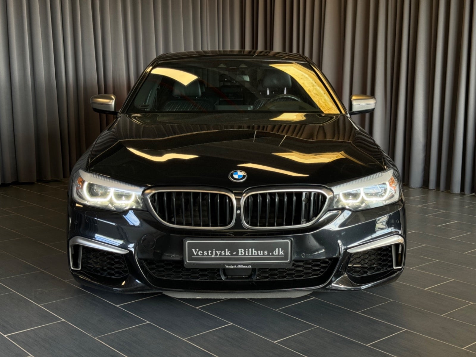 flexleasing-bmw-m550i-44-xdrive-aut-4d-findleasing