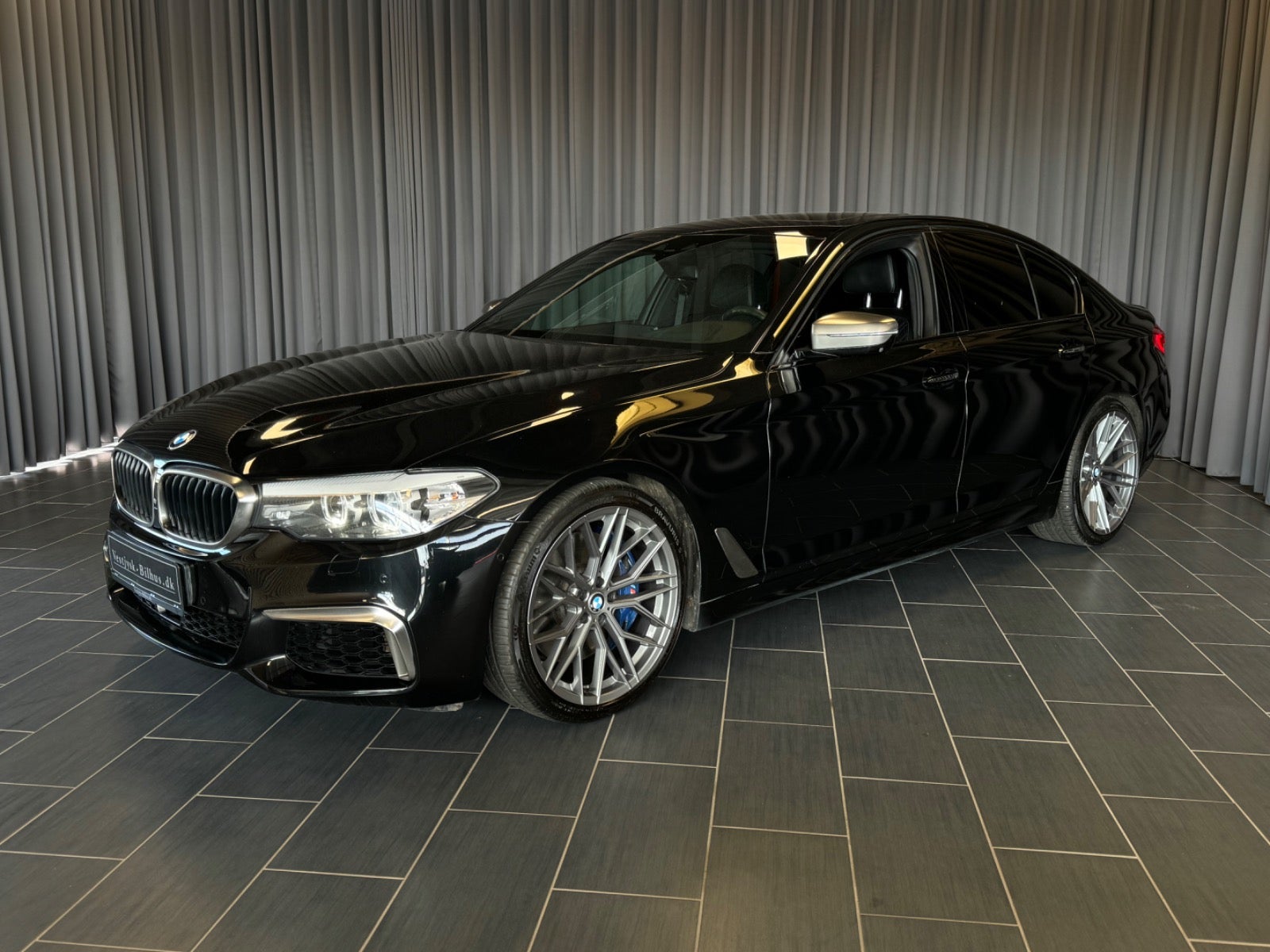 flexleasing-bmw-m550i-44-xdrive-aut-4d-findleasing