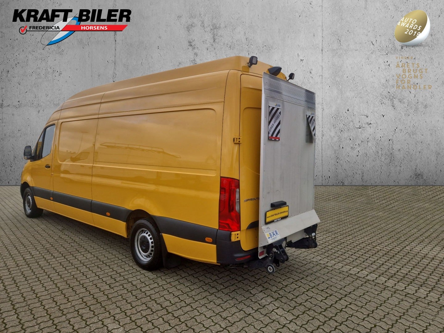 flexleasing-mercedes-sprinter-316-22-cdi-a3-kassevogn-mlift-aut-rwd-findleasing