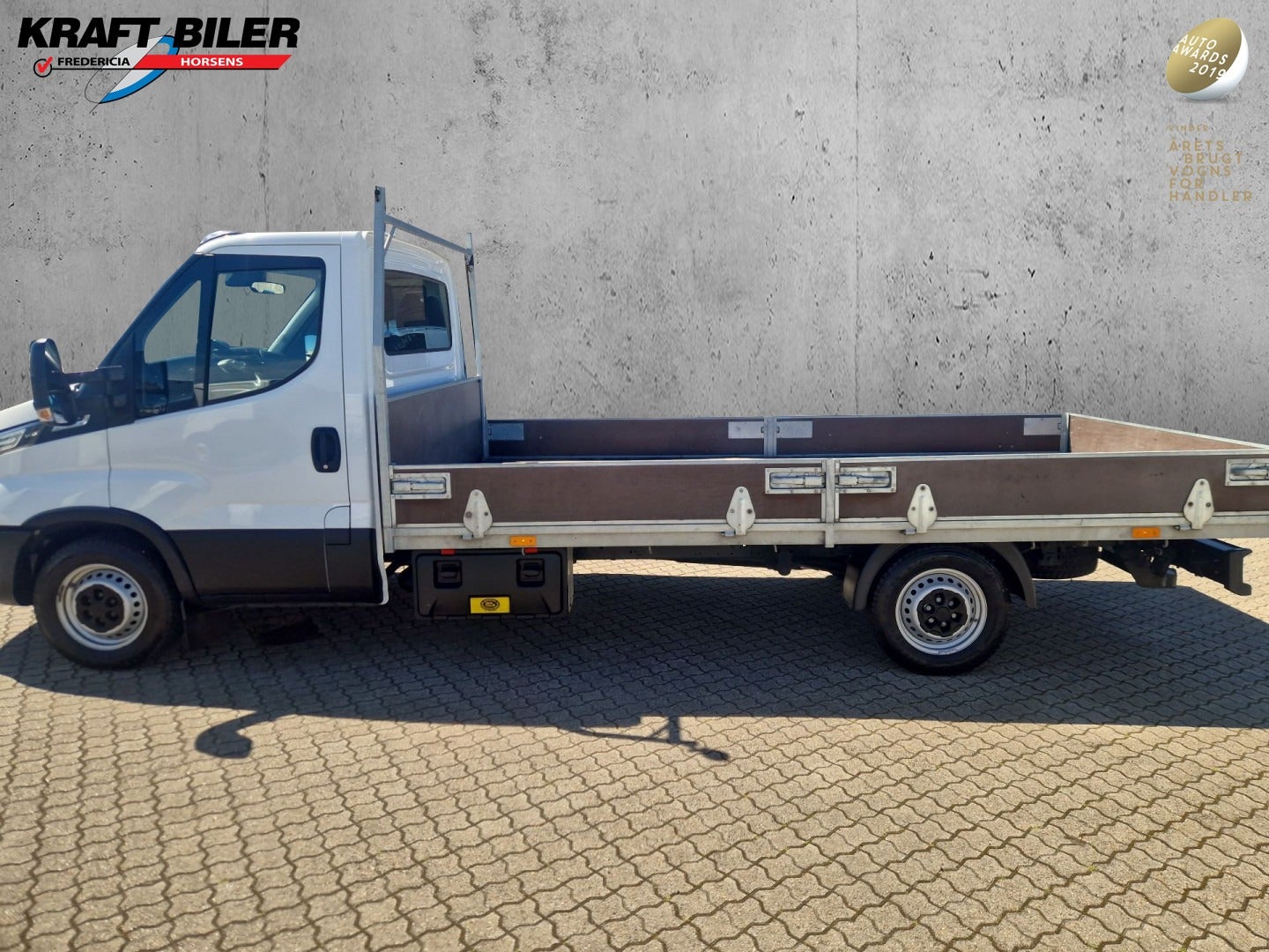 flexleasing-iveco-daily-30-35s18-4100mm-lad-ag8-2d-findleasing