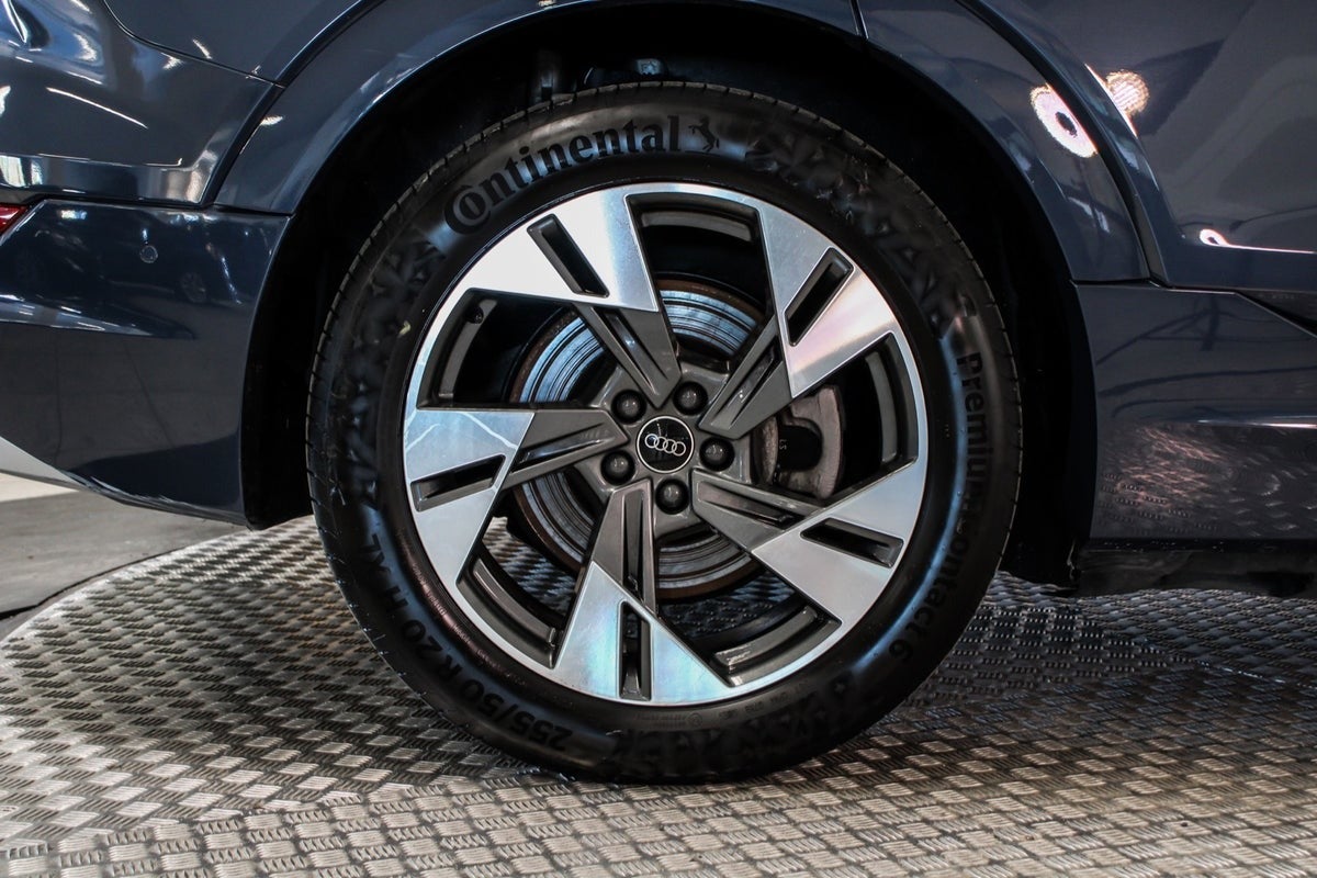 flexleasing-audi-e-tron-55-s-line-sportback-quattro-5d-findleasing