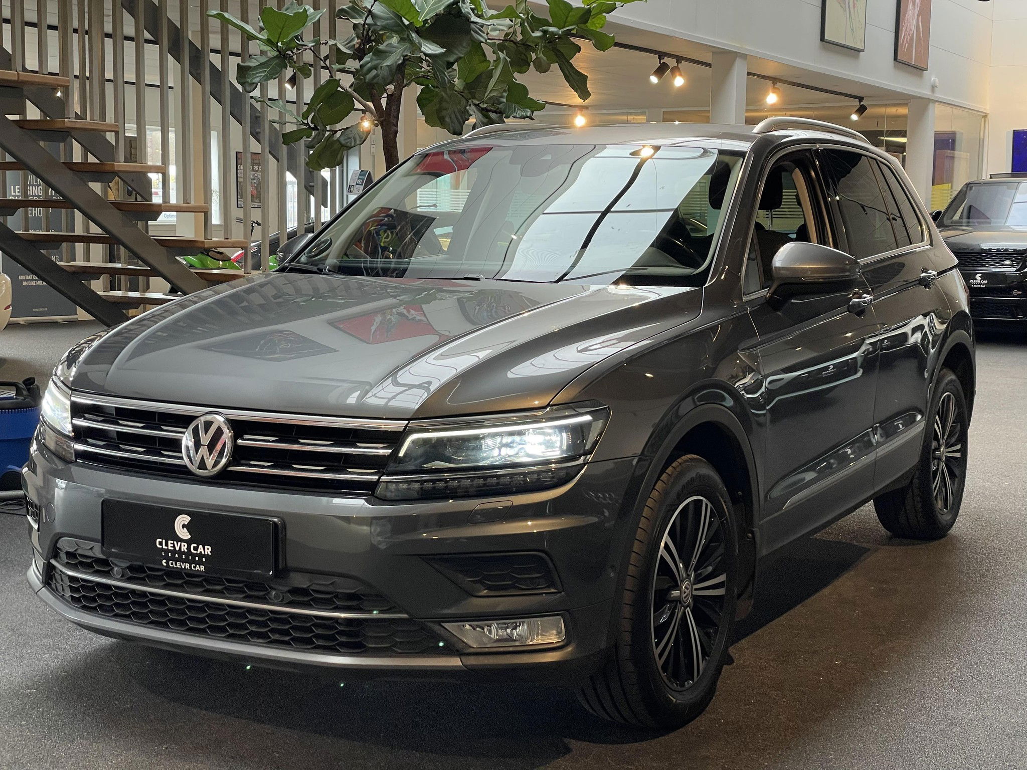 flexleasing-vw-tiguan-volkswagen-tiguan-20-tdi-executive-4motion-findleasing