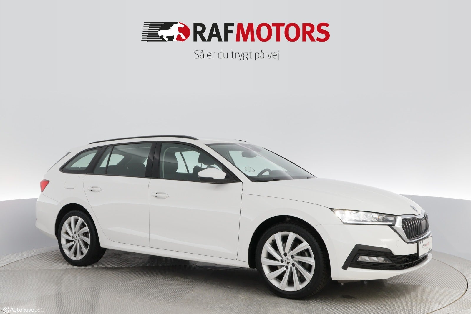 flexleasing-skoda-octavia-14-tsi-iv-combi-dsg-5d-findleasing