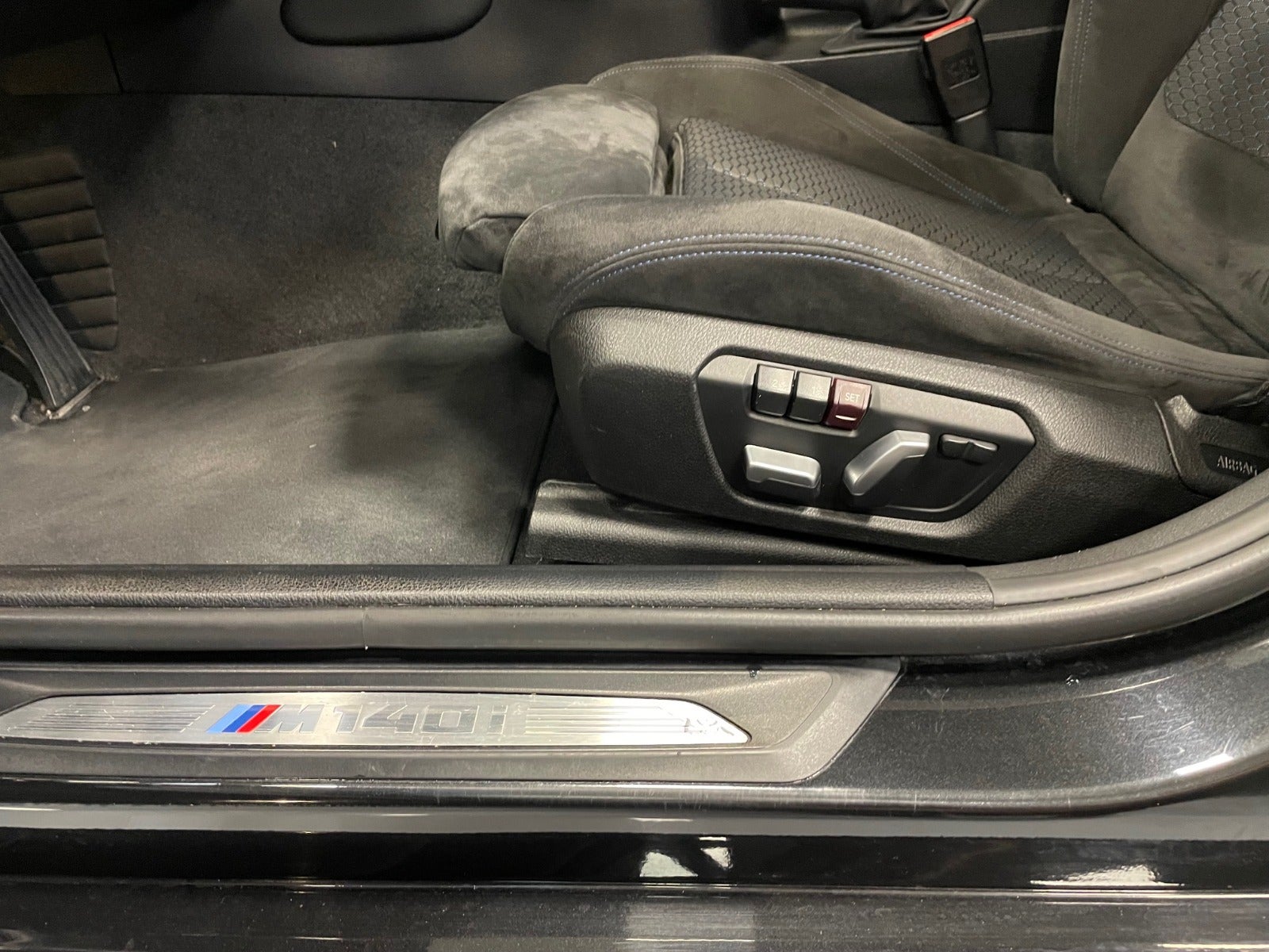 flexleasing-bmw-m140i-30-aut-5d-findleasing