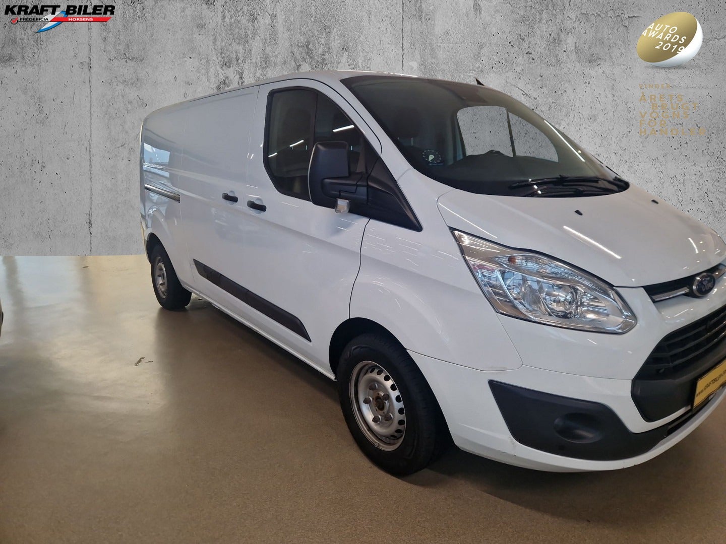 flexleasing-ford-transit-custom-310l-20-tdci-130-trend-findleasing