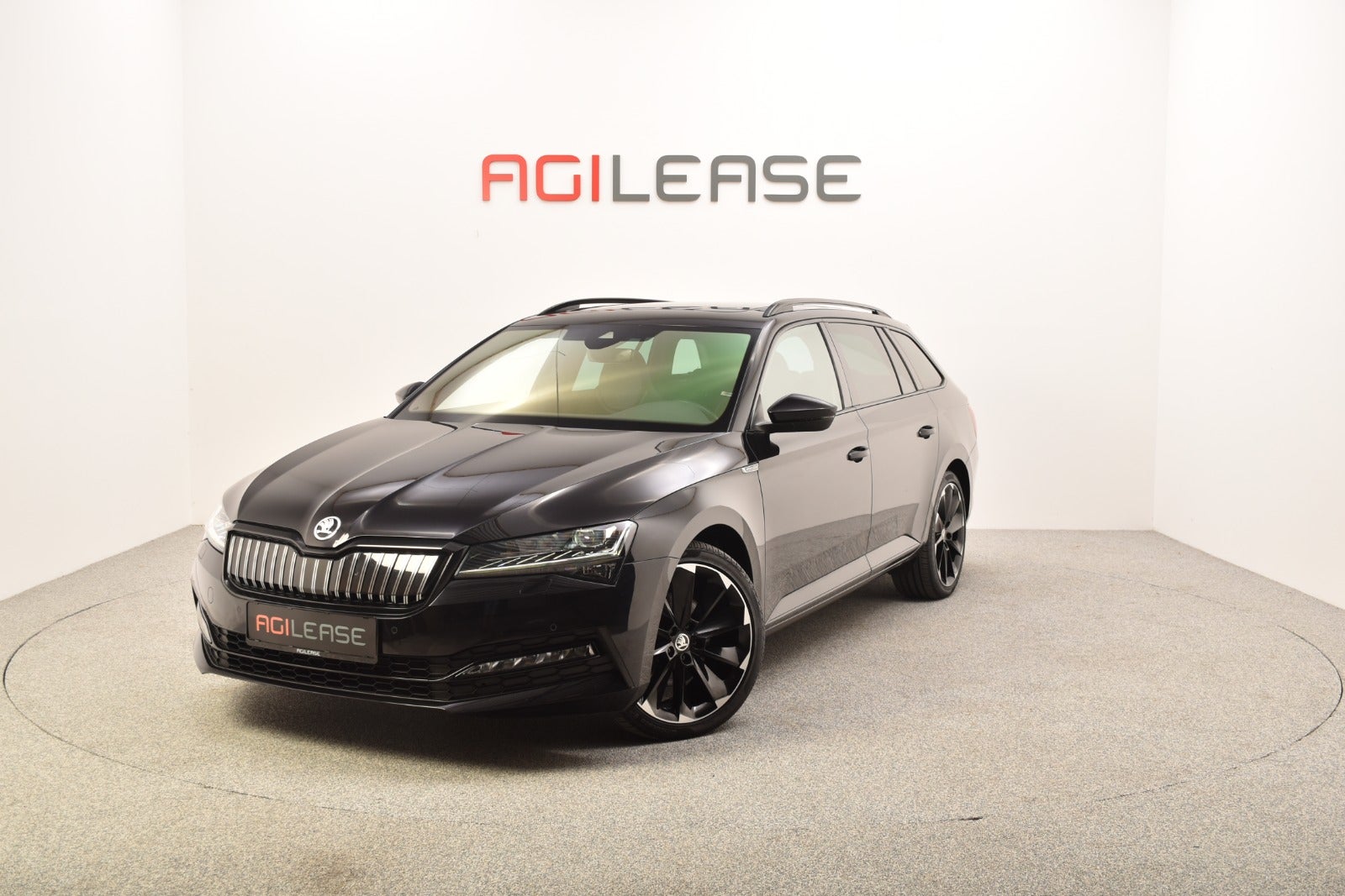 flexleasing-skoda-superb-14-tsi-iv-sportline-dsg-5d-findleasing