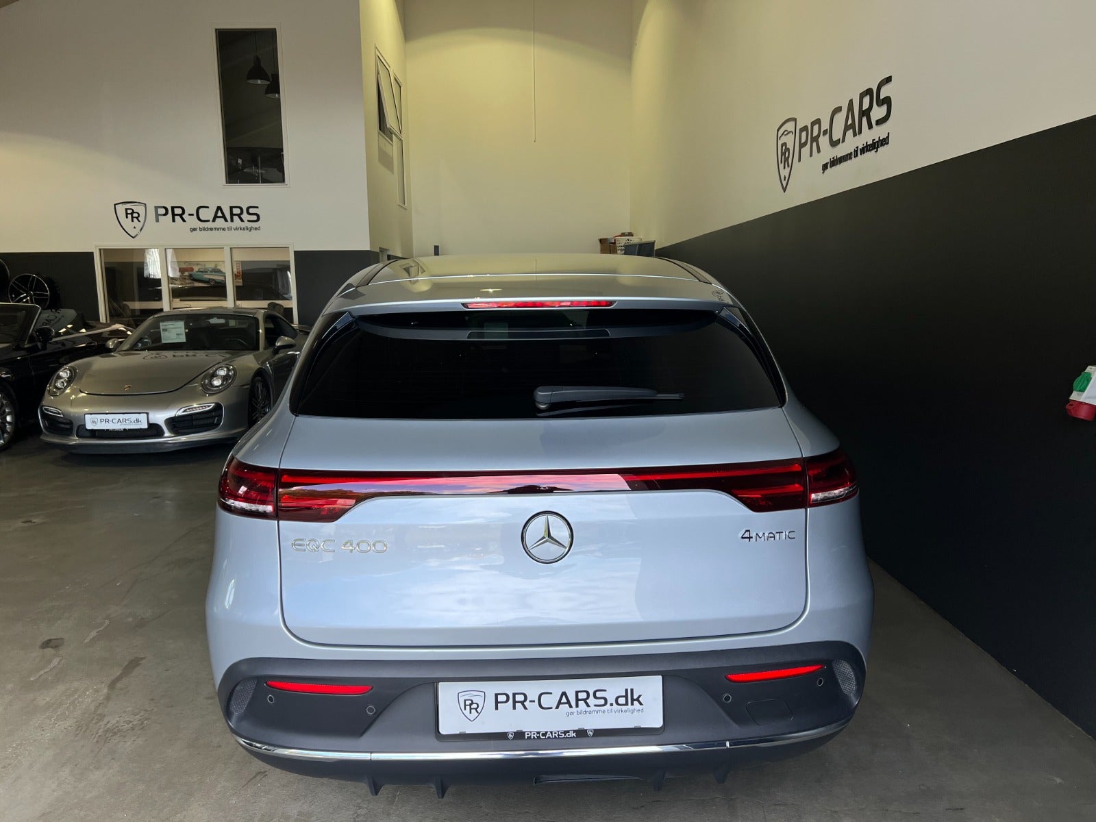 flexleasing-mercedes-eqc400-amg-line-4matic-5d-findleasing