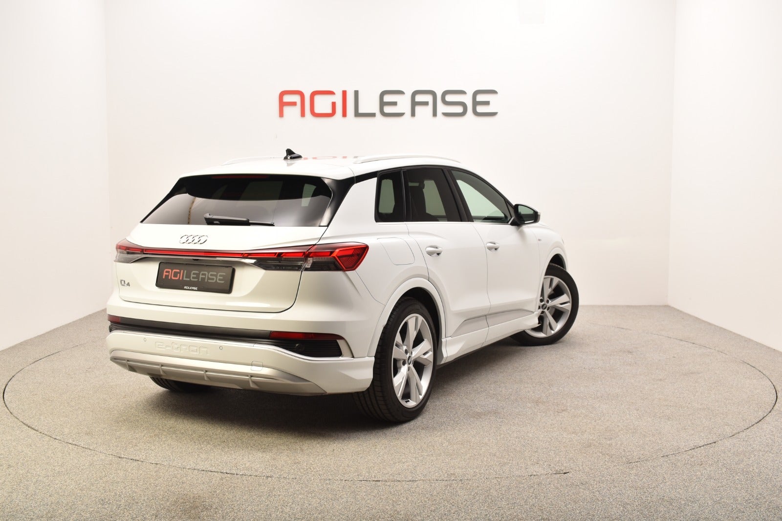 flexleasing-audi-q4-e-tron-40-s-line-5d-findleasing