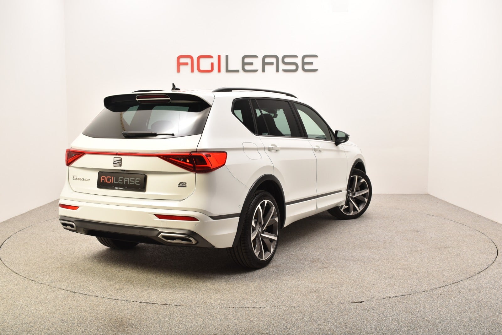 flexleasing-seat-tarraco-14-ehybrid-fr-dsg-5d-findleasing