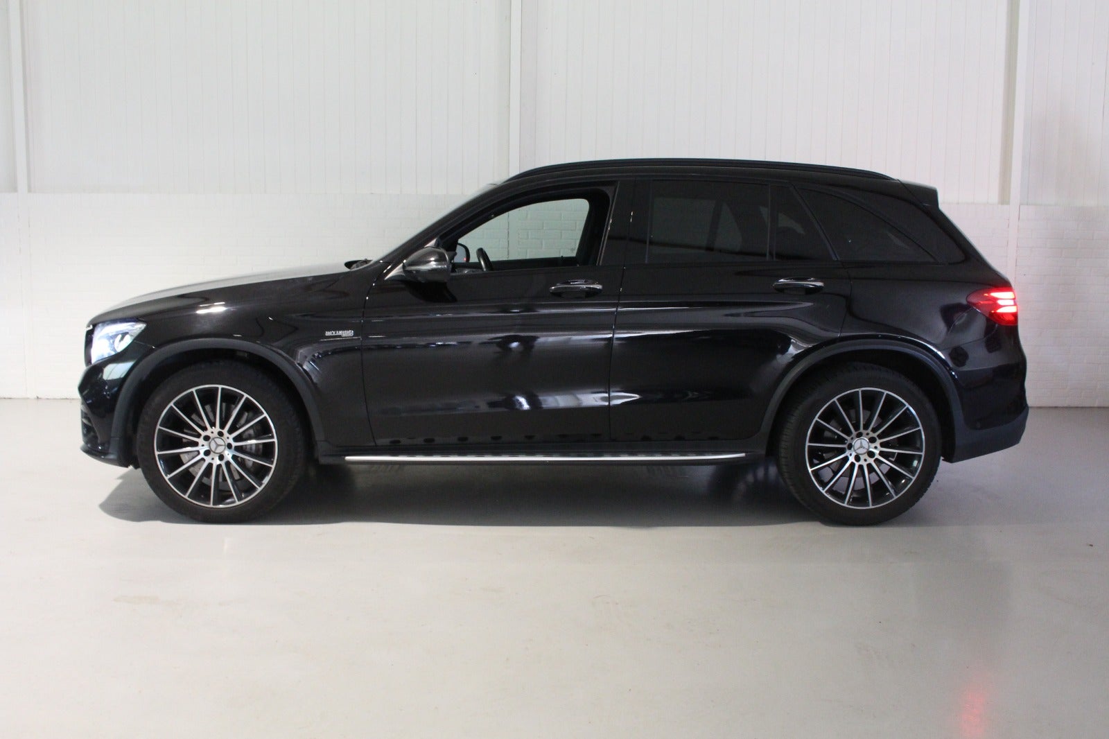 flexleasing-mercedes-glc43-30-amg-aut-4matic-5d-findleasing