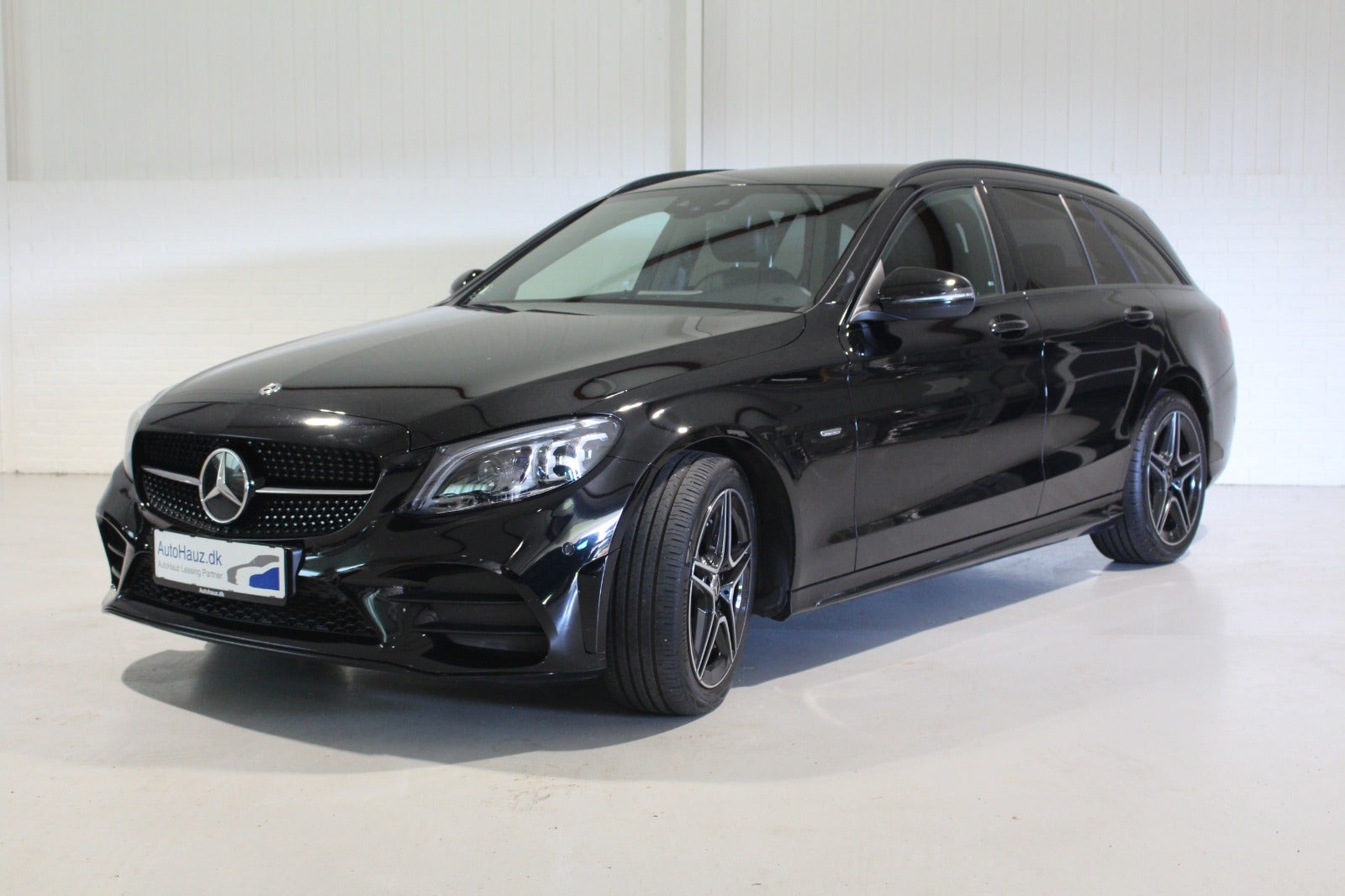 flexleasing-mercedes-c220-d-20-business-amg-line-night-edition-stc-aut-5d-findleasing