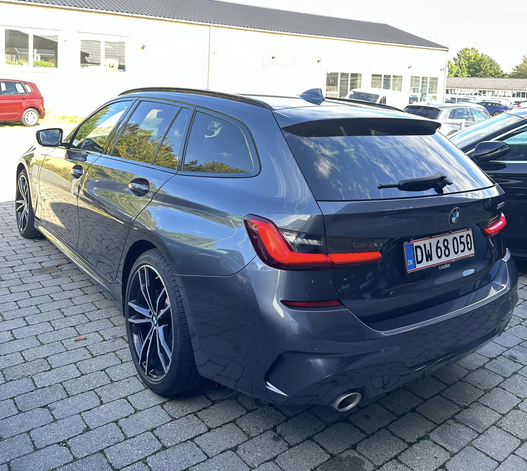 flexleasing-bmw-330e-292-hk-plug-in-hybrid-xdrive-steptronic-sedan-findleasing