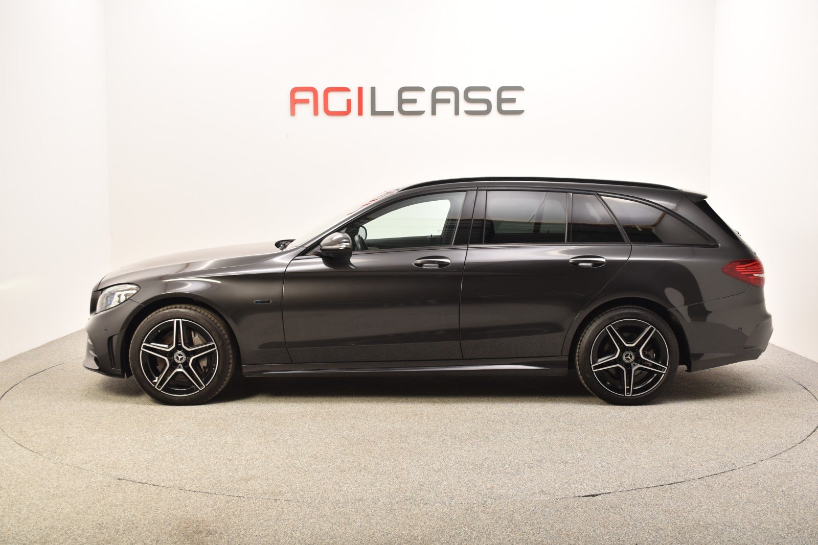 flexleasing-mercedes-c300-de-20-amg-line-night-edition-stc-aut-5d-findleasing