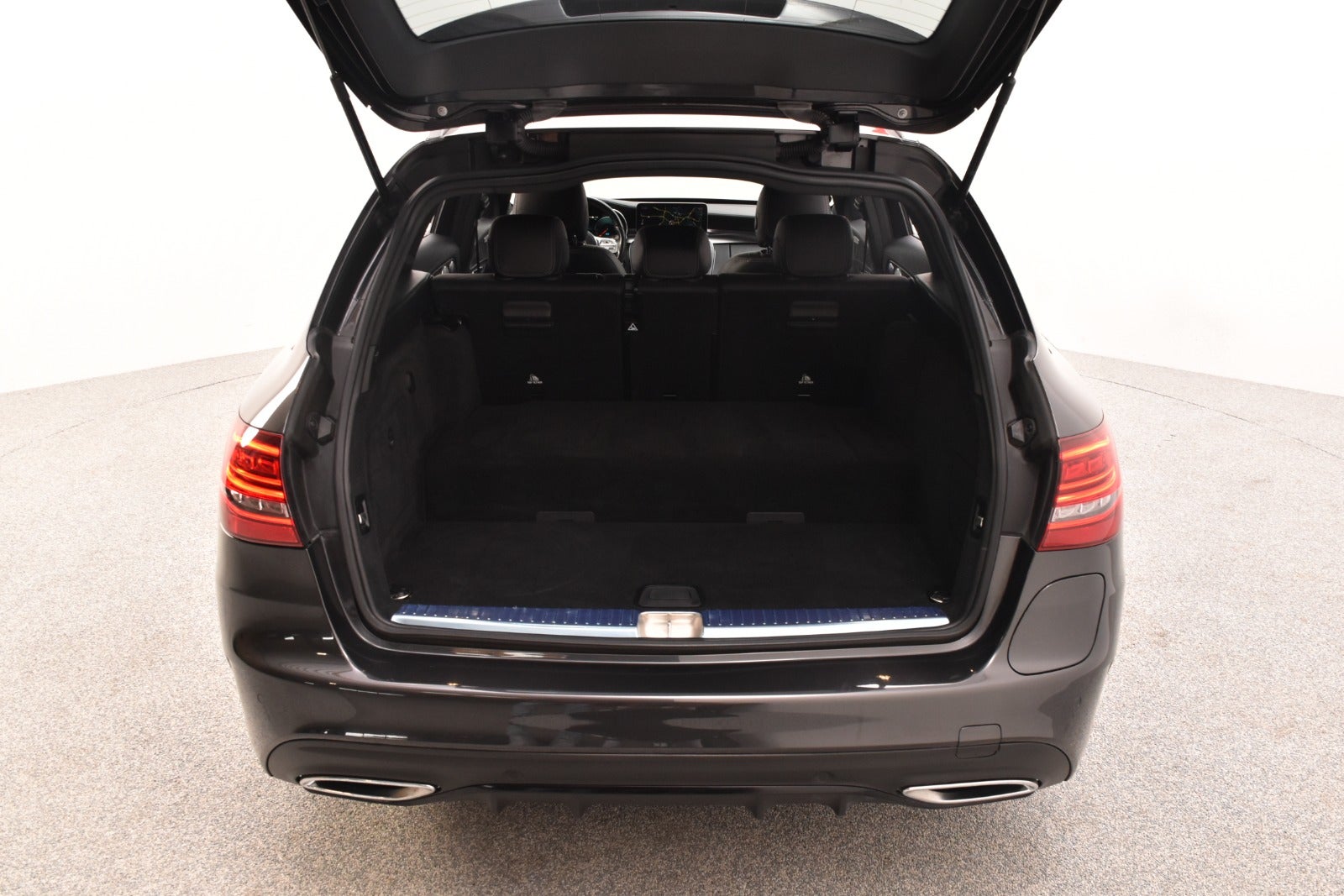 flexleasing-mercedes-c300-de-20-amg-line-night-edition-stc-aut-5d-findleasing