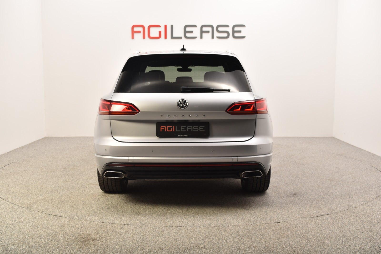 flexleasing-vw-touareg-30-tdi-286-r-line-aut-4motion-5d-findleasing