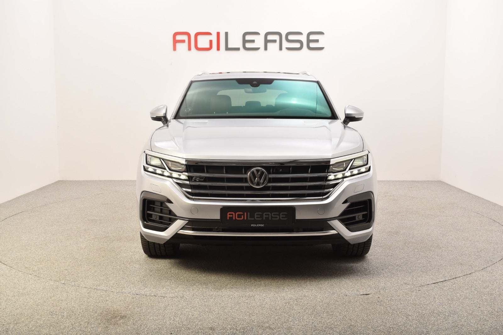 flexleasing-vw-touareg-30-tdi-286-r-line-aut-4motion-5d-findleasing