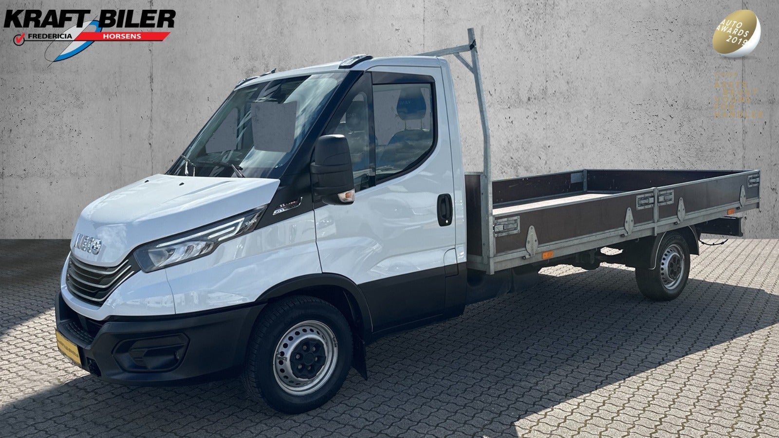 flexleasing-iveco-daily-30-35s18-4100mm-lad-ag8-findleasing