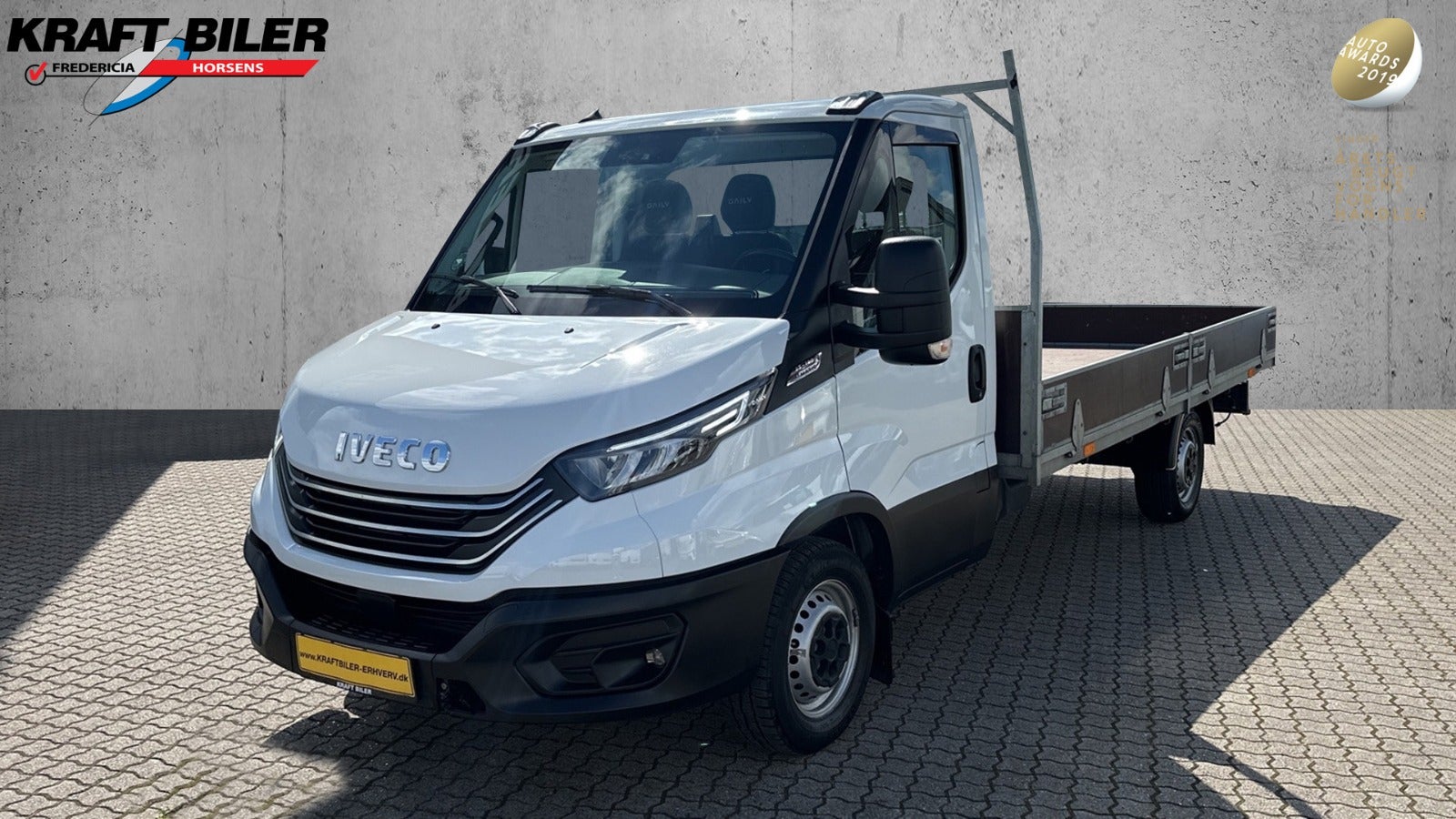 flexleasing-iveco-daily-30-35s18-4100mm-lad-ag8-findleasing