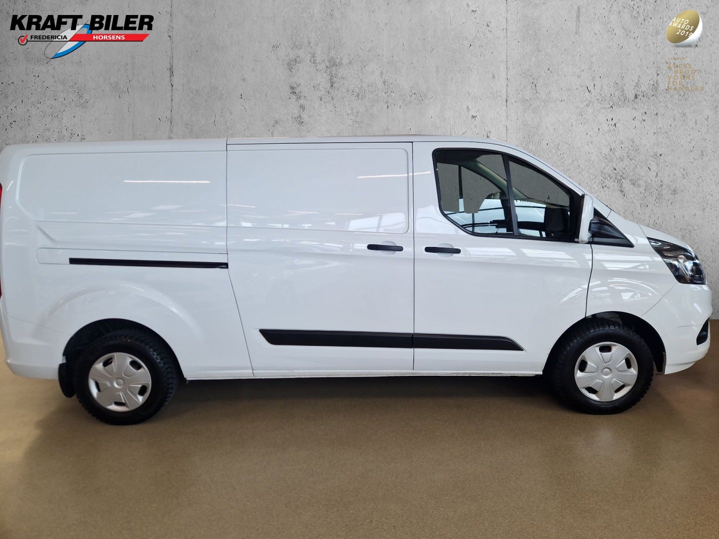 flexleasing-ford-transit-custom-300l-20-tdci-130-trend-findleasing