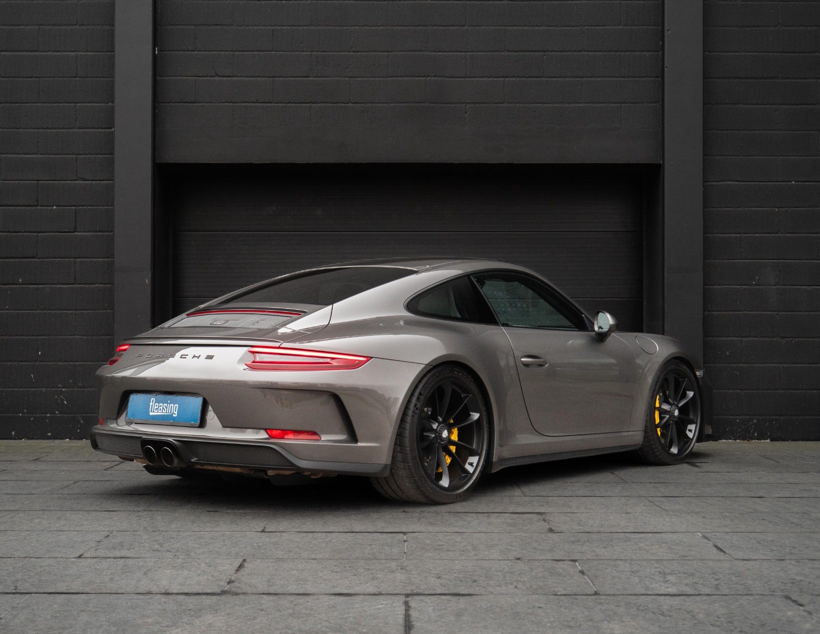 flexleasing-porsche-911-gt3-40-touring-coupe-2d-findleasing