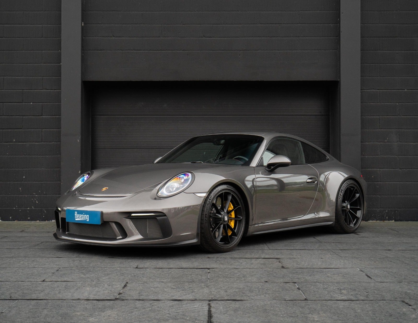 flexleasing-porsche-911-gt3-40-touring-coupe-2d-findleasing