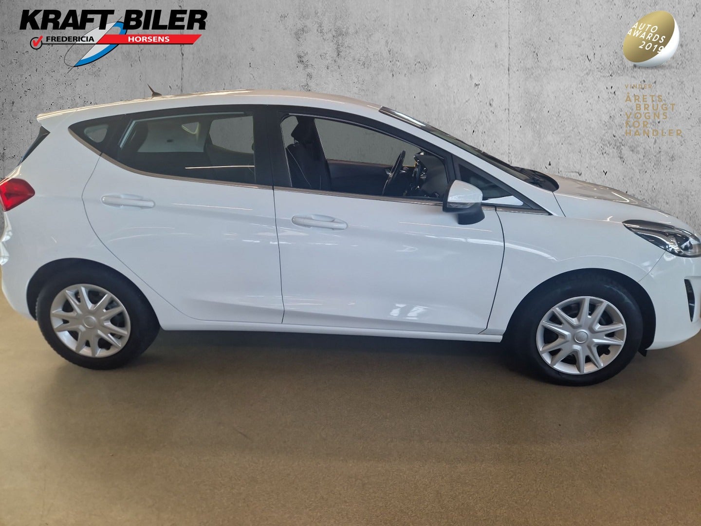 flexleasing-ford-fiesta-10-ecoboost-titanium-van-5d-findleasing