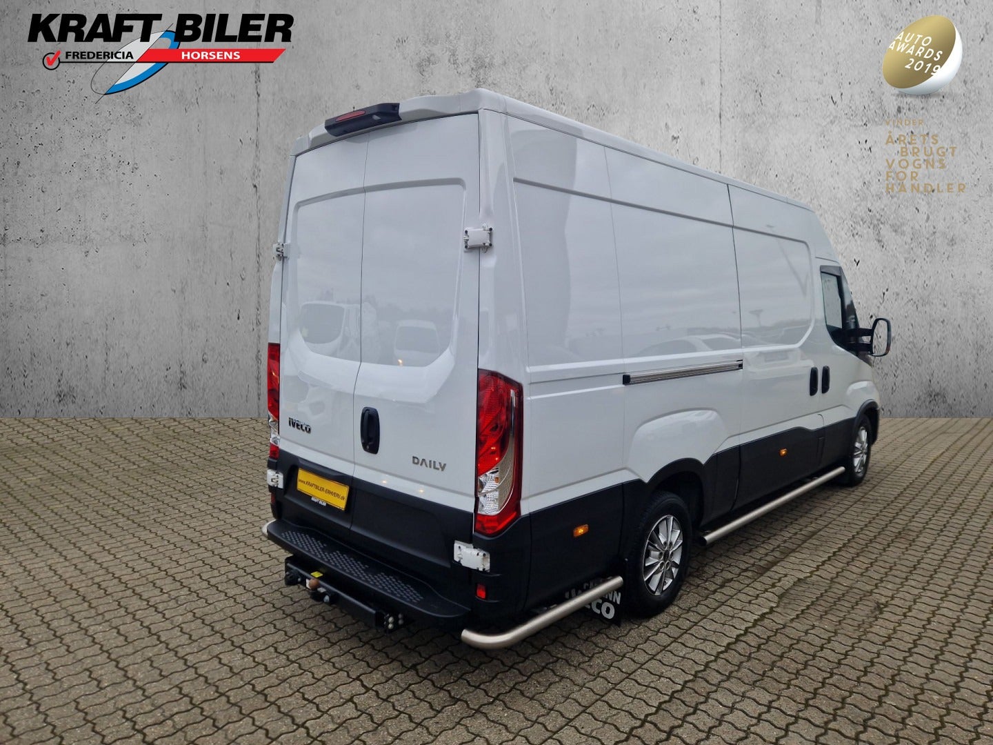 flexleasing-iveco-daily-30-35s21-12m3-van-ag8-findleasing