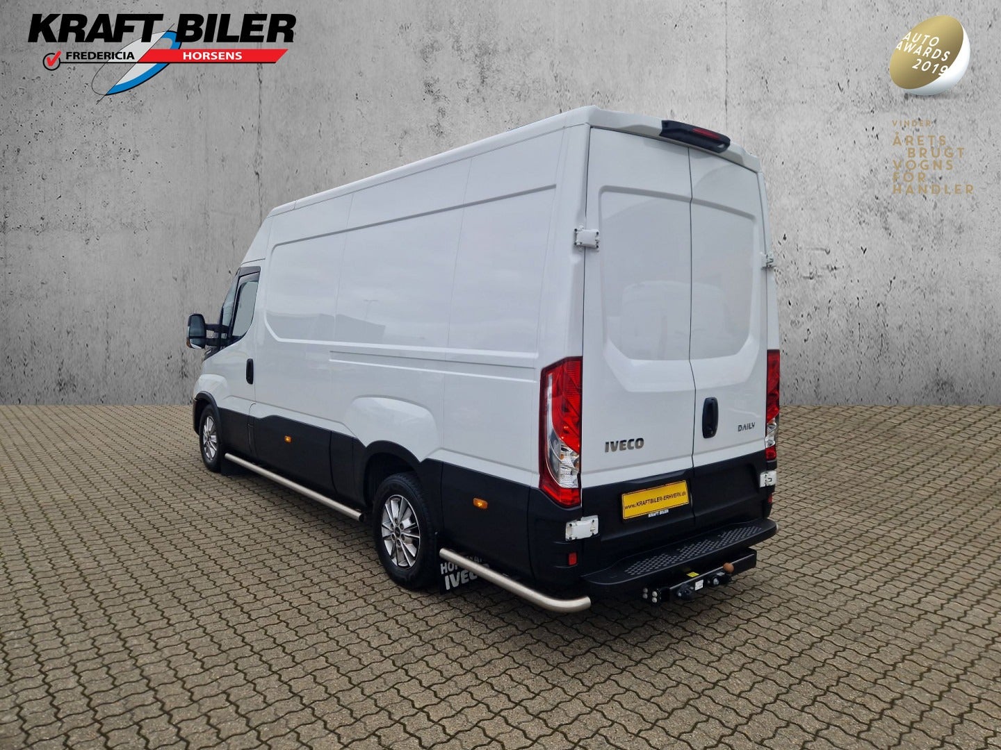 flexleasing-iveco-daily-30-35s21-12m3-van-ag8-findleasing