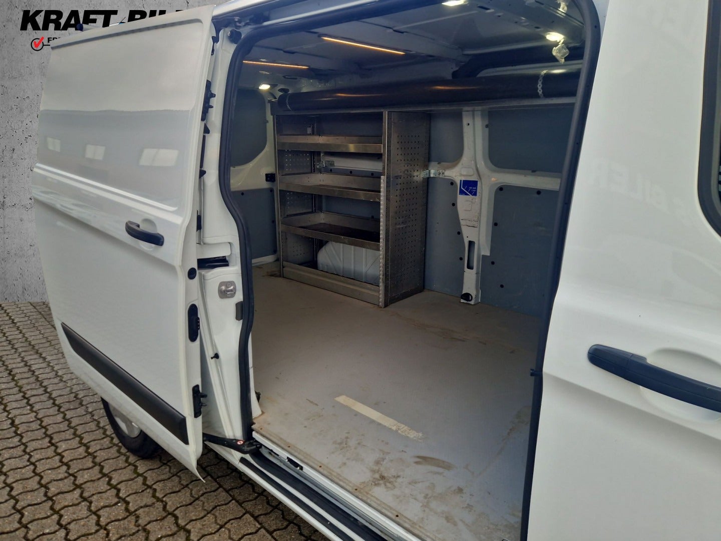 flexleasing-ford-transit-custom-300l-20-tdci-130-trend-findleasing