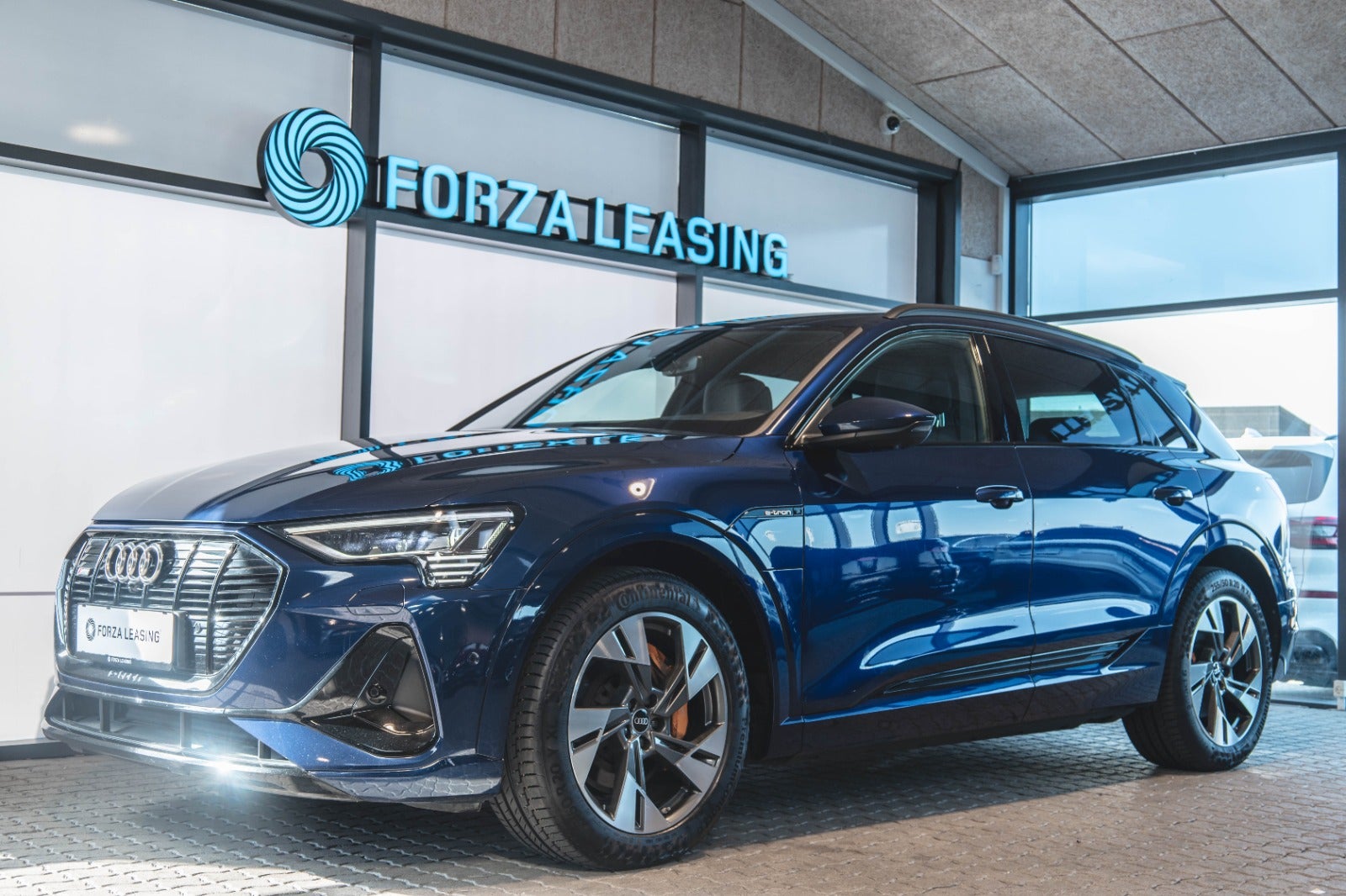 flexleasing-audi-e-tron-55-s-line-quattro-5d-findleasing