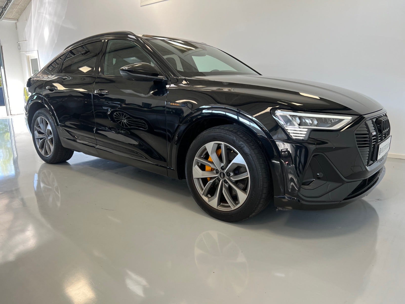 flexleasing-audi-e-tron-55-s-line-sportback-quattro-5d-findleasing