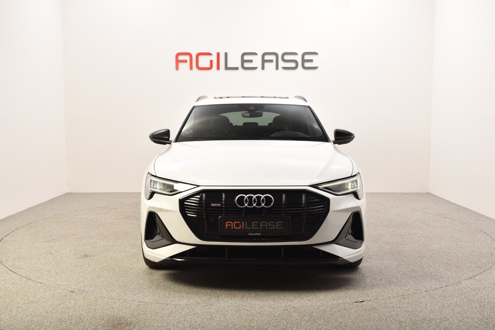 flexleasing-audi-e-tron-55-s-line-quattro-5d-findleasing