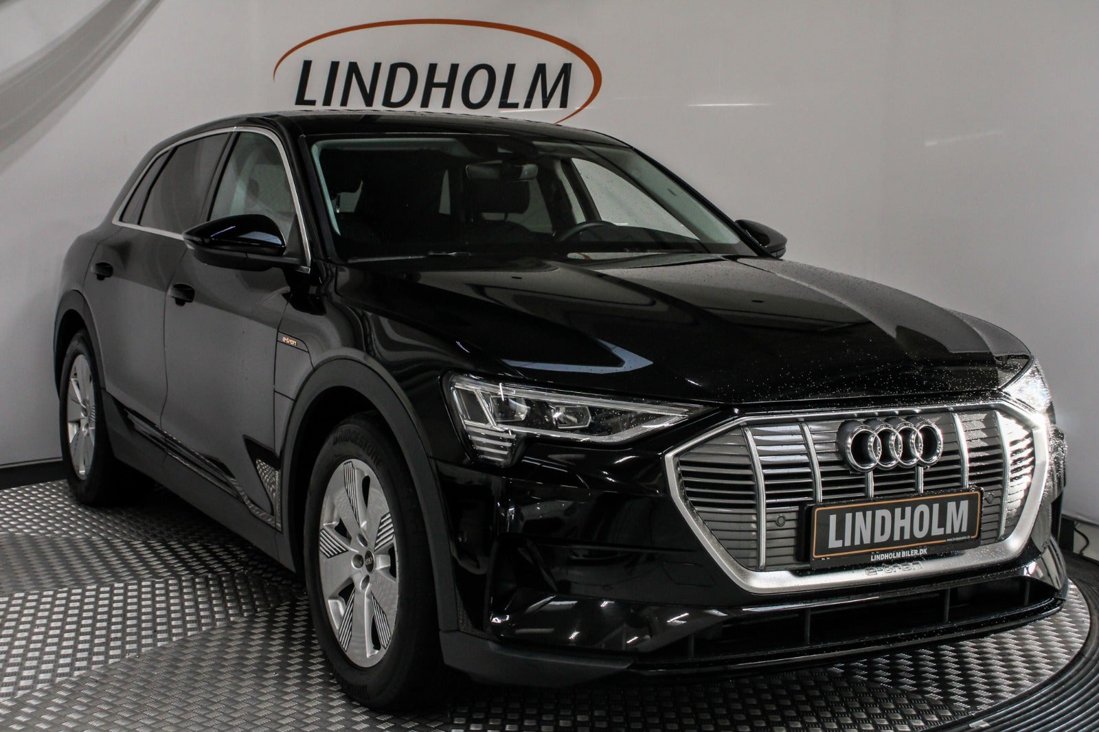 flexleasing-audi-e-tron-50-quattro-5d-findleasing