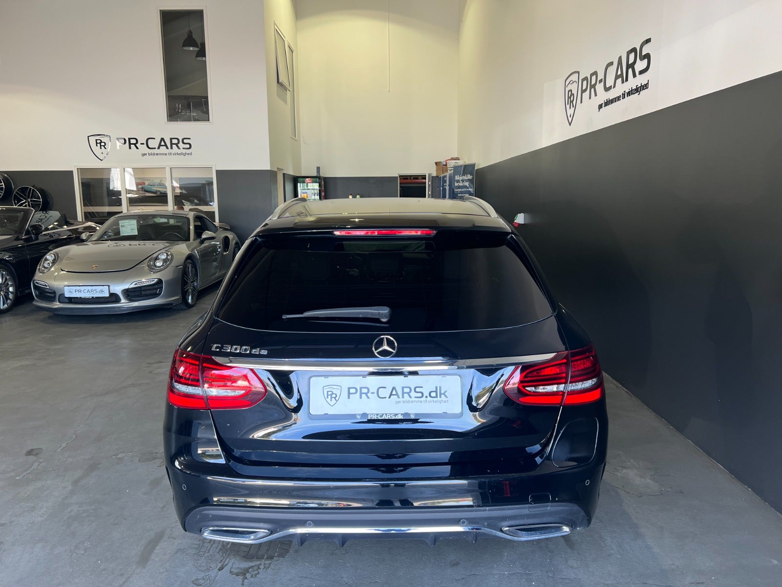 flexleasing-mercedes-c300-de-20-amg-line-stc-aut-5d-findleasing