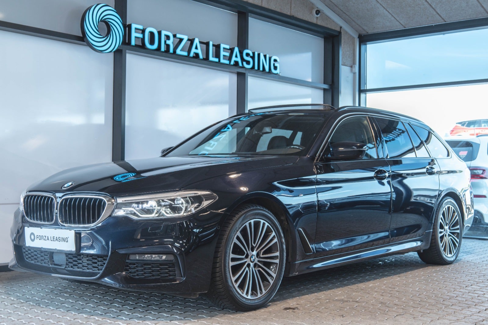 flexleasing-bmw-520d-20-touring-m-sport-xdrive-aut-5d-findleasing