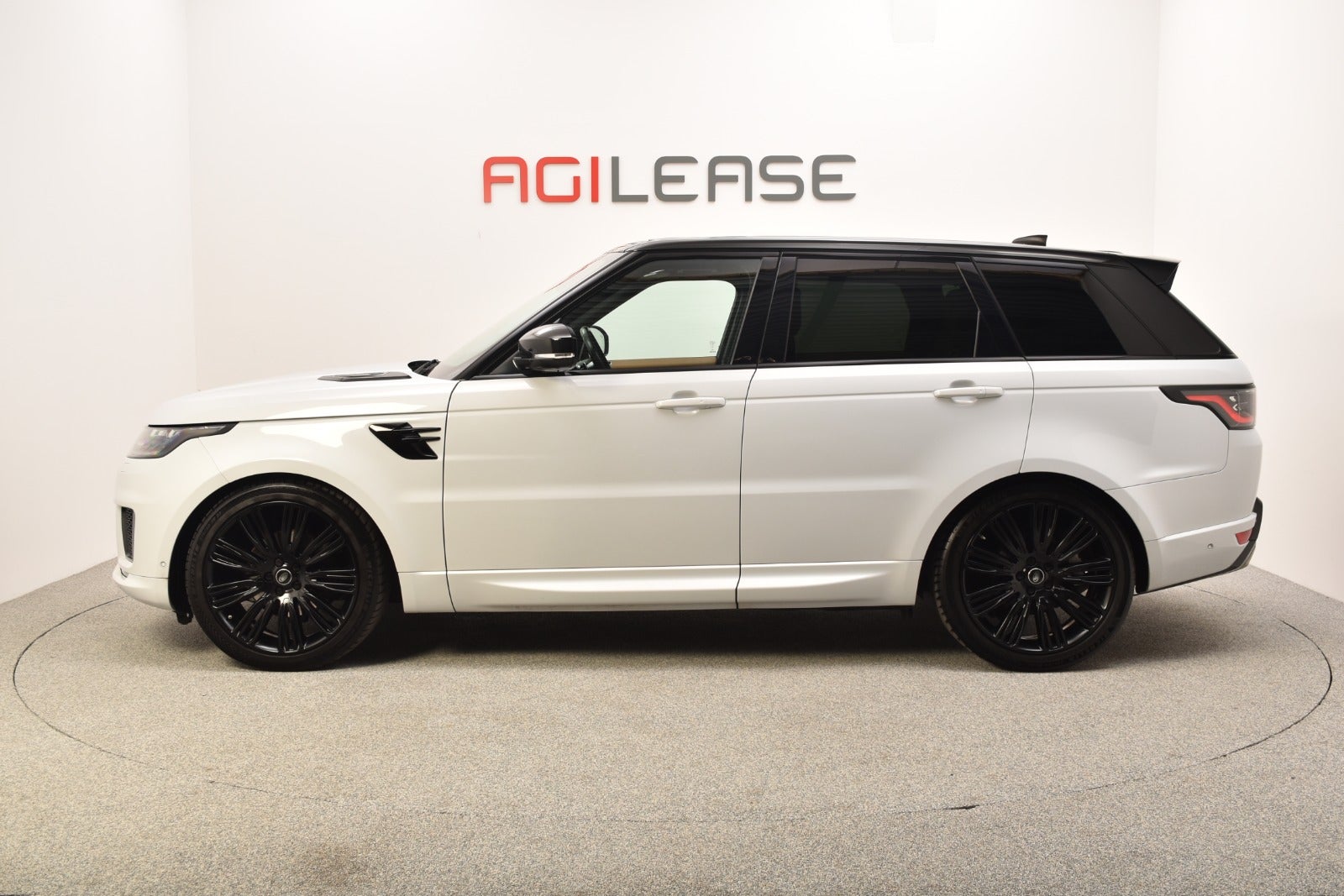 flexleasing-land-rover-range-rover-sport-30-sdv6-hse-dynamic-aut-5d-findleasing