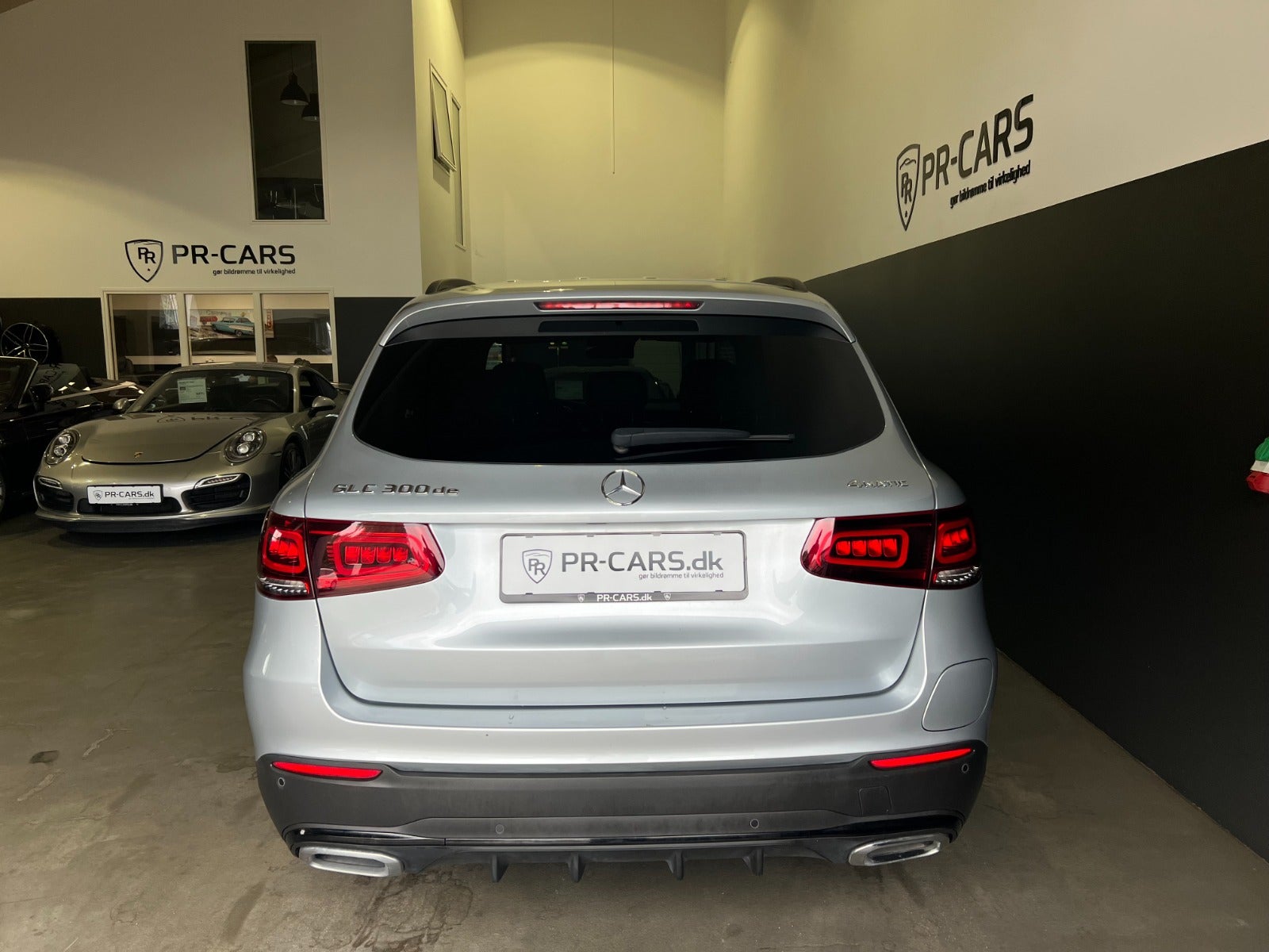 flexleasing-mercedes-glc300-de-20-amg-line-aut-4matic-5d-findleasing