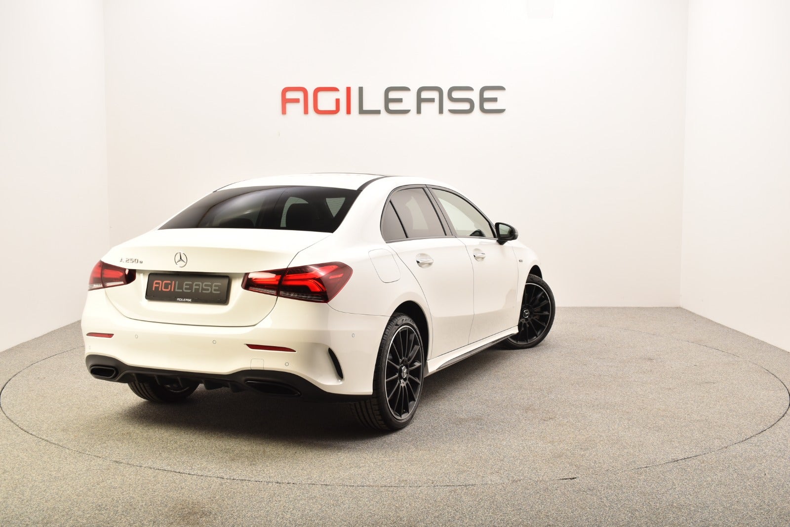 flexleasing-mercedes-a250-e-13-amg-line-night-edition-aut-4d-findleasing