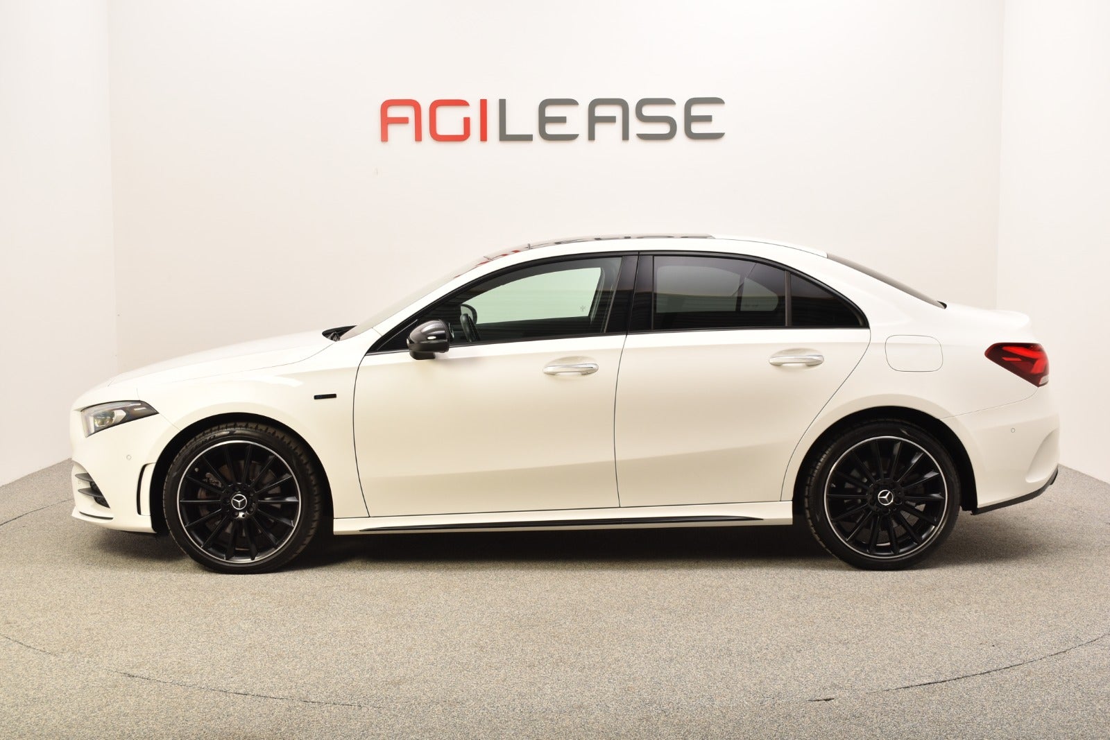 flexleasing-mercedes-a250-e-13-amg-line-night-edition-aut-4d-findleasing