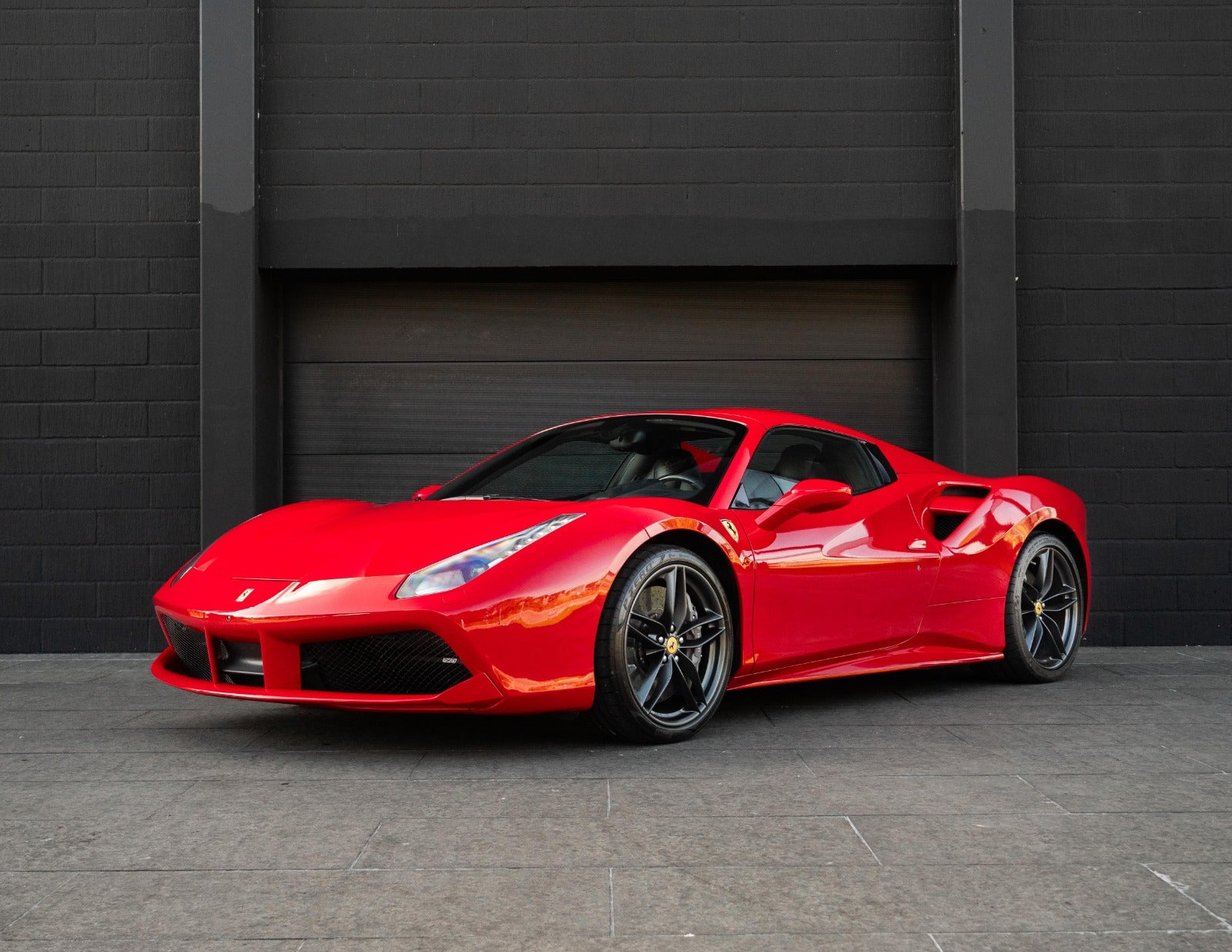 flexleasing-ferrari-488-spider-39-dct-2d-findleasing