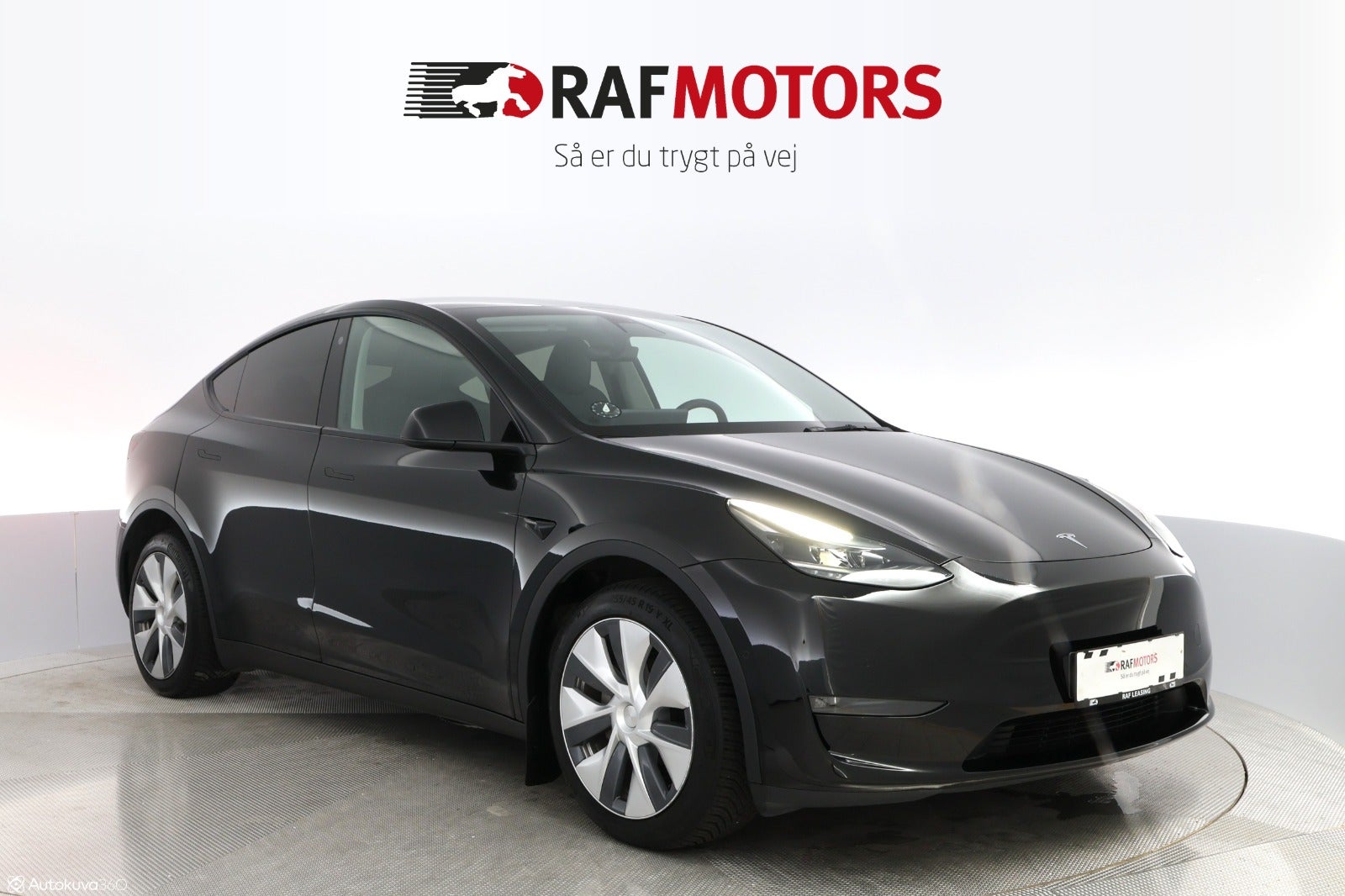 flexleasing-tesla-model-y-long-range-awd-5d-findleasing